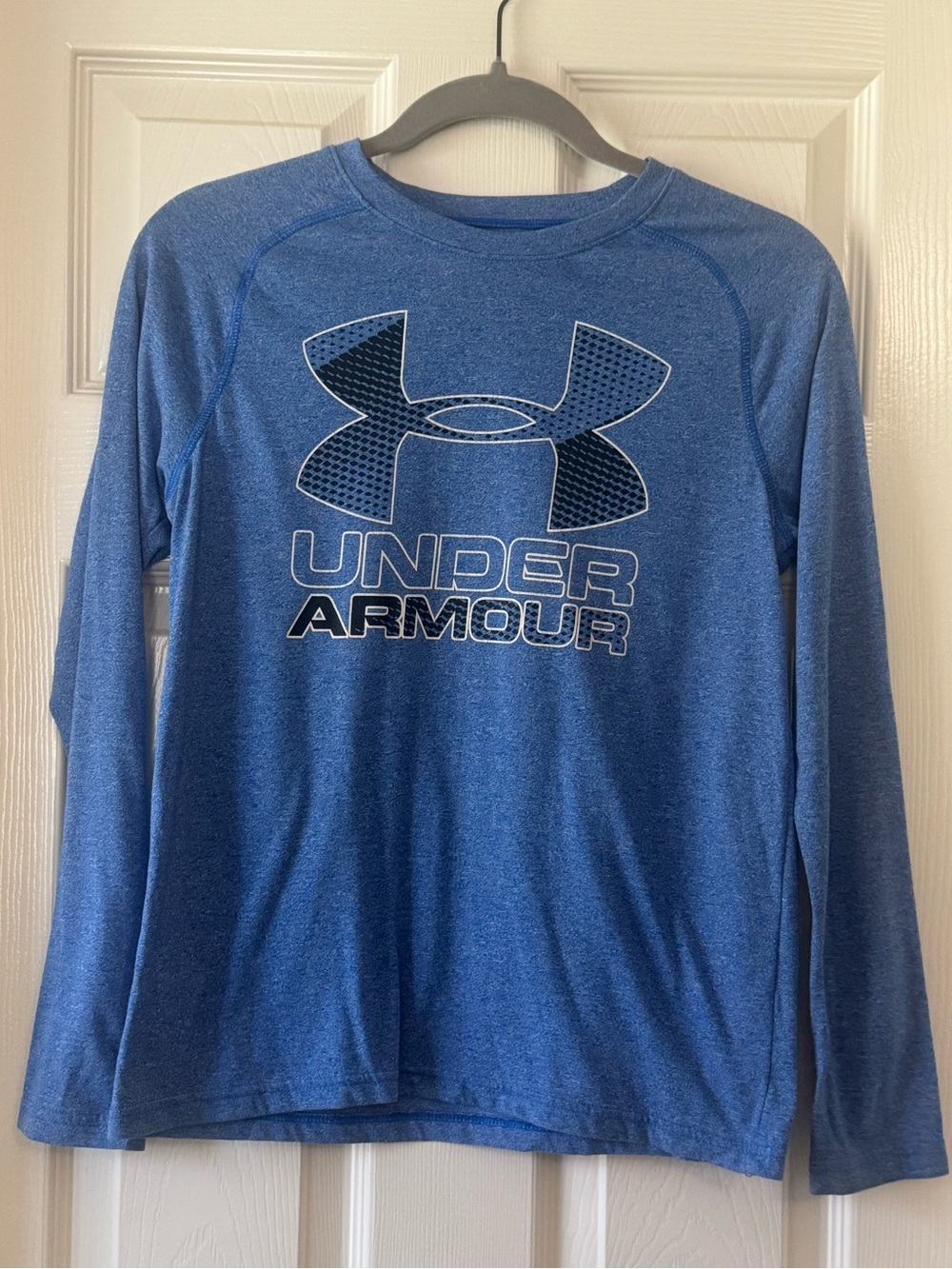 Under Armour Youth Blue Long-Sleeve Performance Shirt (YL)